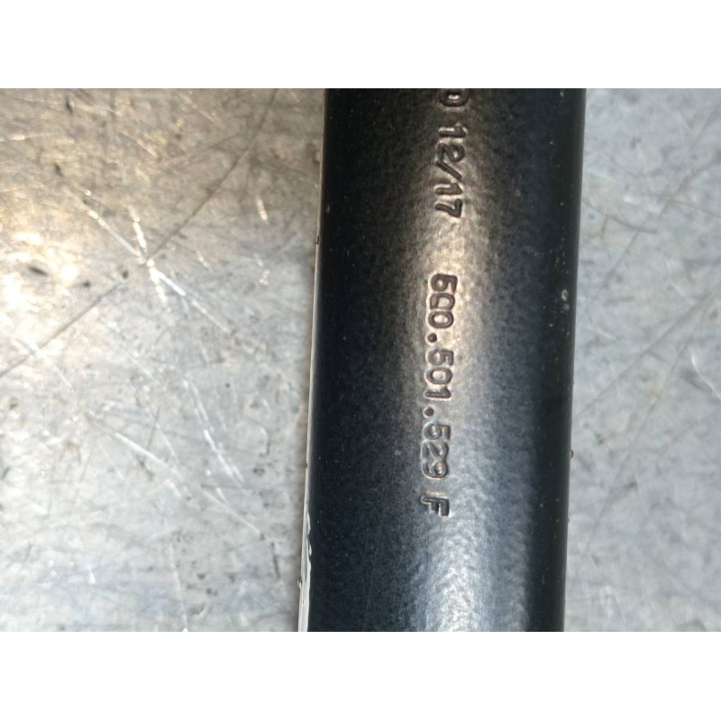 Recambio de brazo suspension superior trasero derecho para audi a3 sportback (8vf) basic e-tron referencia OEM IAM 5Q0501529F  