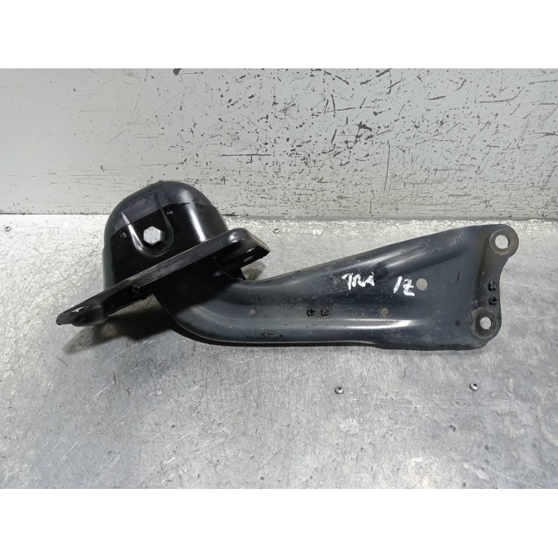 Recambio de brazo suspension superior trasero izquierdo para audi a3 sportback (8vf) basic e-tron referencia OEM IAM 5Q0505225C 
