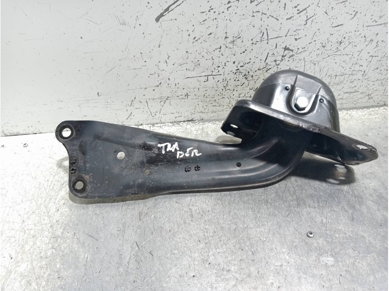 Recambio de brazo suspension superior trasero derecho para audi a3 sportback (8vf) basic e-tron referencia OEM IAM 5Q0505226C  