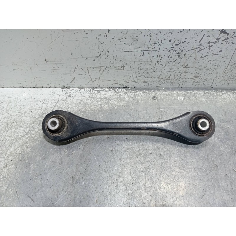 Recambio de brazo suspension superior trasero izquierdo para audi a3 sportback (8vf) basic e-tron referencia OEM IAM 5Q0501529F 