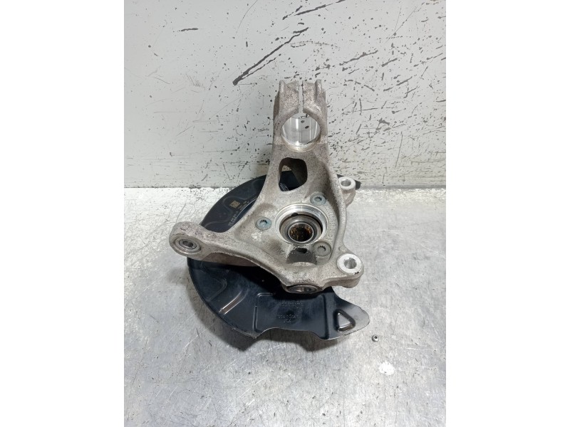 Recambio de mangueta delantera izquierda para audi a3 sportback (8vf) basic e-tron referencia OEM IAM 5Q0407257A  