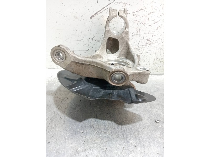 Recambio de mangueta delantera izquierda para audi a3 sportback (8vf) basic e-tron referencia OEM IAM 5Q0407257A  