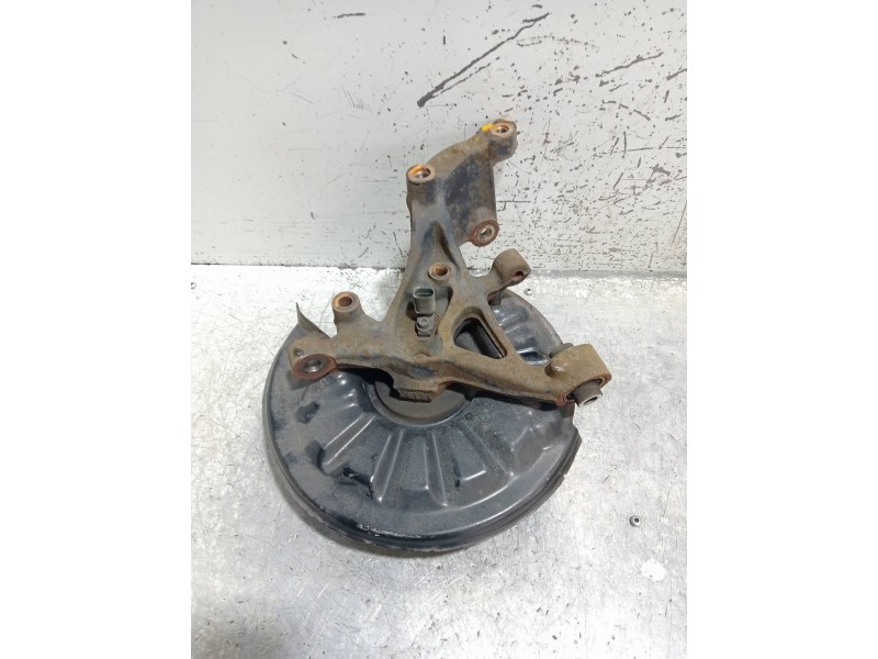 Recambio de mangueta trasera izquierda para audi a3 sportback (8vf) basic e-tron referencia OEM IAM   