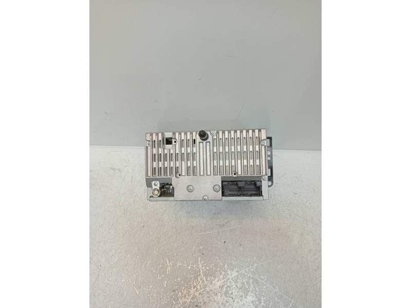 Recambio de sistema audio / radio cd para chevrolet epica lt referencia OEM IAM 96647737  
