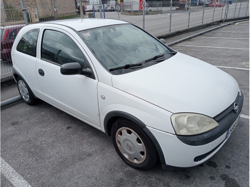 opel corsa c del año 2002