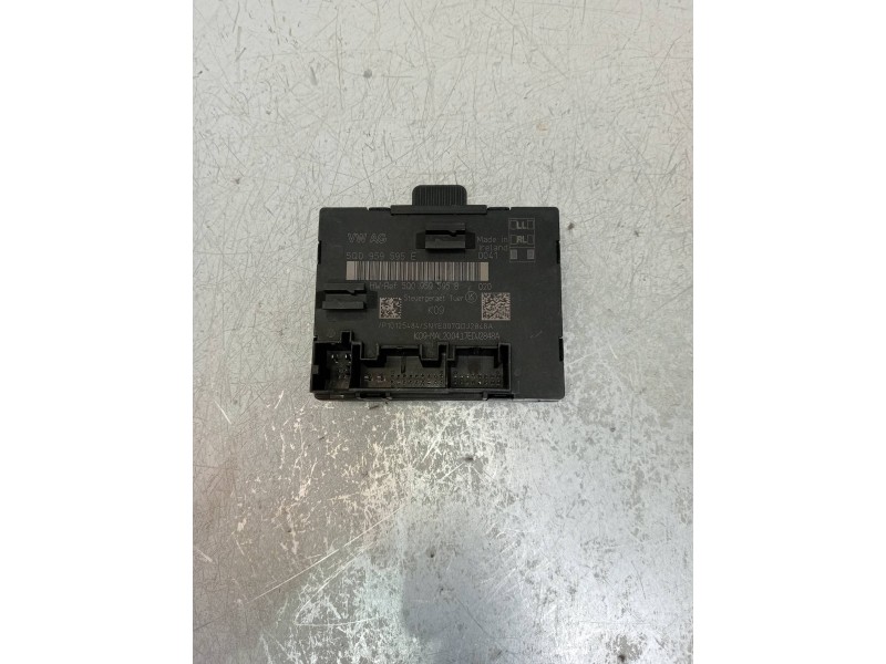 Recambio de modulo electronico para audi a3 sportback (8vf) basic e-tron referencia OEM IAM 5Q0959595E 5Q0959595B 