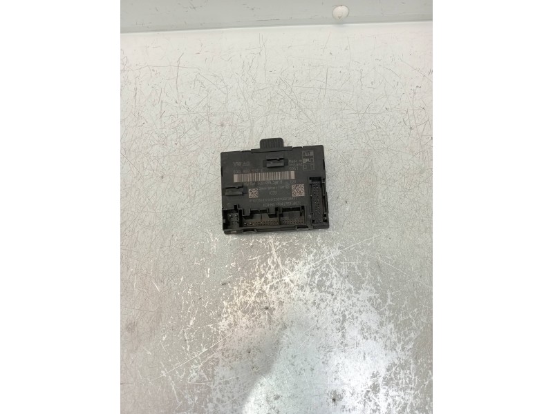 Recambio de modulo electronico para audi a3 sportback (8vf) basic e-tron referencia OEM IAM 5Q0959592E 5Q0959592B 