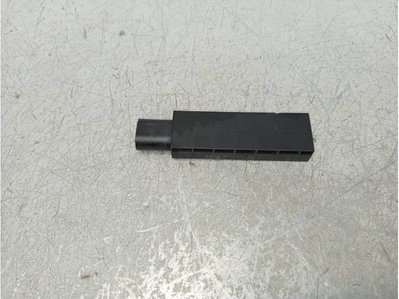 Recambio de modulo electronico para audi a3 sportback (8vf) basic e-tron referencia OEM IAM 5Q0962131 5FA171669 