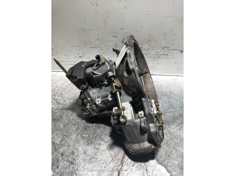 Recambio de caja cambios para chevrolet kalos 1.4 cat referencia OEM IAM BSW3944 SY145419 12210289