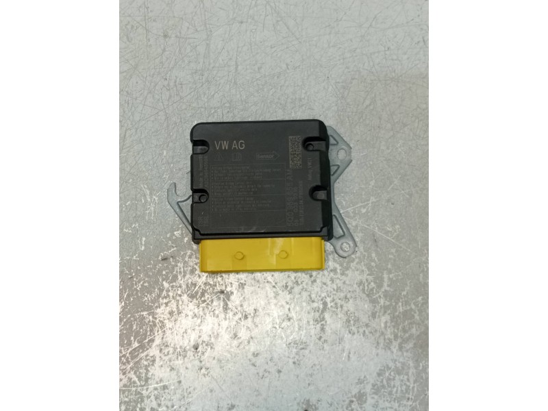 Recambio de centralita airbag para audi a3 sportback (8vf) basic e-tron referencia OEM IAM 5Q0959655AM A2C94945608 
