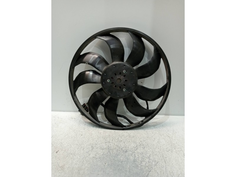 Recambio de electroventilador para audi a3 sportback (8vf) basic e-tron referencia OEM IAM 5Q0121203DG  