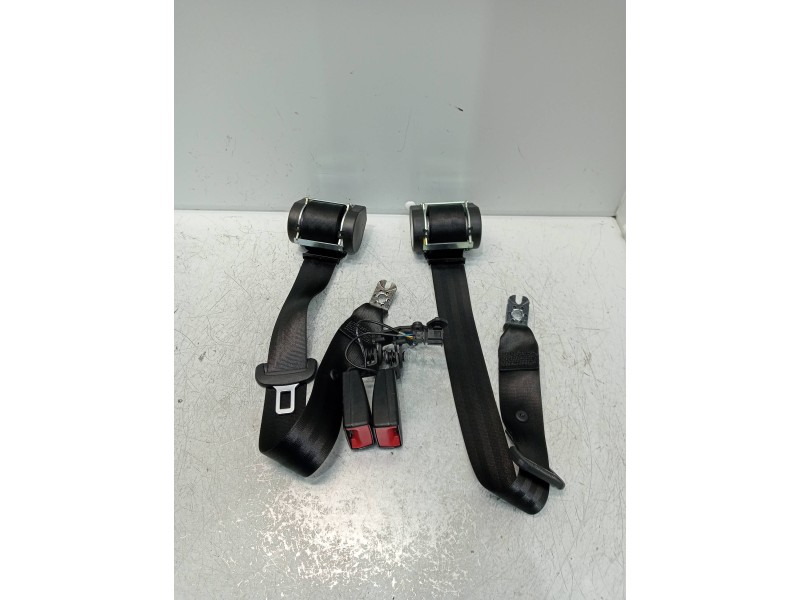 Recambio de juego cinturones trasero para audi a3 sportback (8vf) basic e-tron referencia OEM IAM   