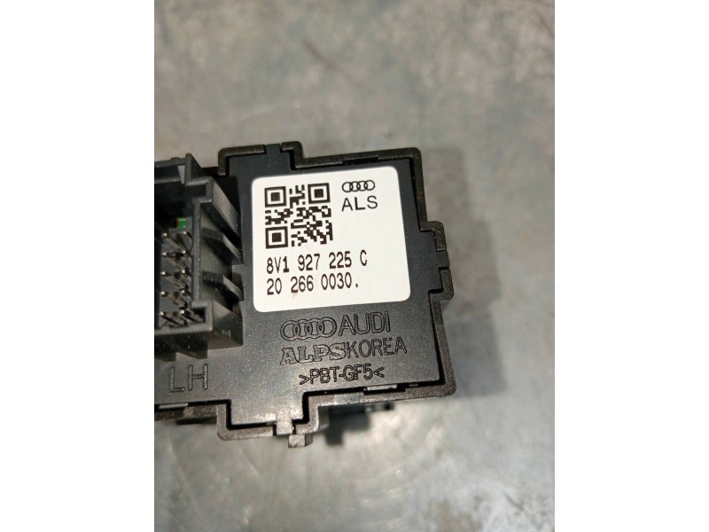 Recambio de mando multifuncion para audi a3 sportback (8vf) basic e-tron referencia OEM IAM 8V1927225C 202660030 