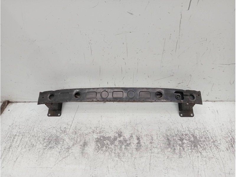 Recambio de refuerzo paragolpes trasero para audi a3 sportback (8vf) basic e-tron referencia OEM IAM   