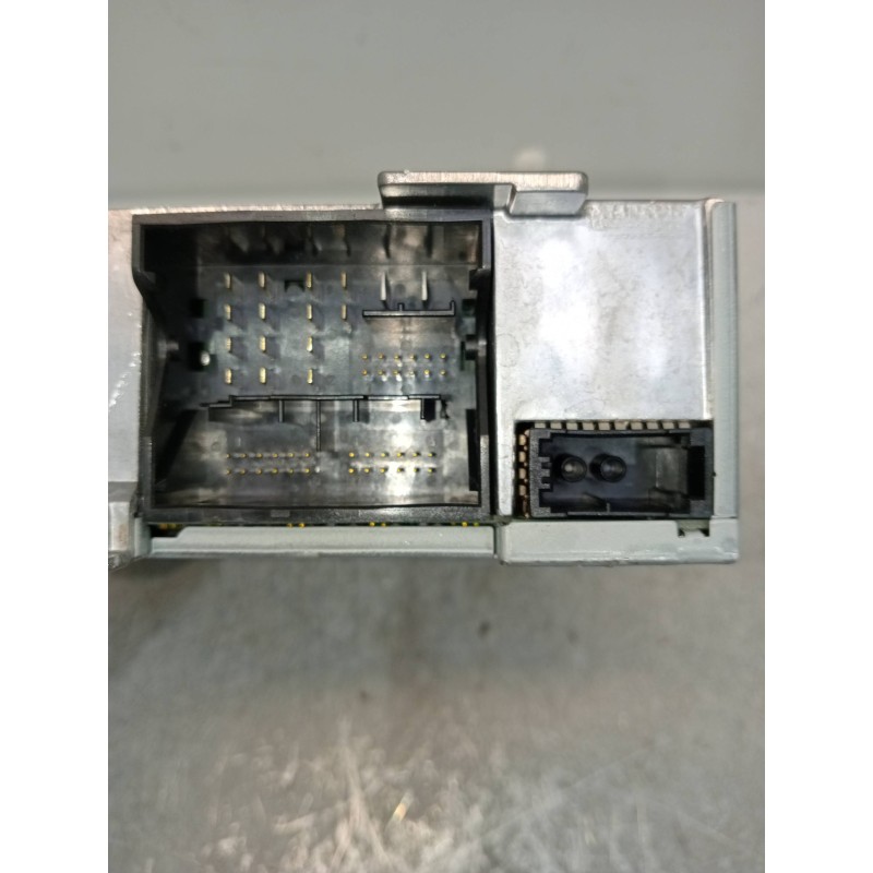 Recambio de sistema navegacion gps para audi a3 sportback (8vf) basic e-tron referencia OEM IAM 8V1035036A 6434AA270 