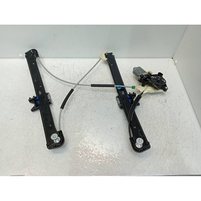 Recambio de elevalunas delantero izquierdo para audi a3 sportback (8vf) basic e-tron referencia OEM IAM 8V4837461 A001376457 