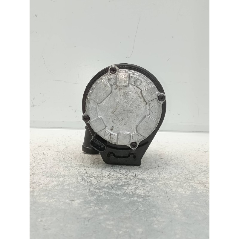 Recambio de bomba agua para audi a3 sportback (8vf) basic e-tron referencia OEM IAM 0392024011 04L965567B ELÉCTRICA