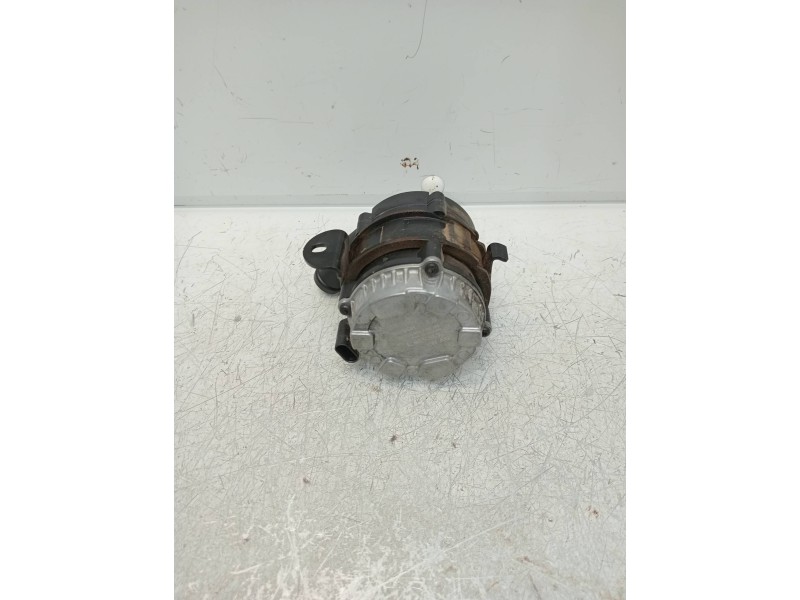 Recambio de bomba agua para audi a3 sportback (8vf) basic e-tron referencia OEM IAM 5Q0121093EM 04L965567 0392024003 ELÉCTRICA