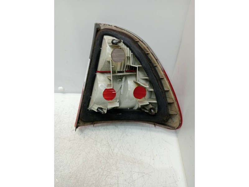 Recambio de piloto trasero izquierdo para bmw serie 3 touring (e46) 320d referencia OEM IAM   SIN PORTALAMPARAS