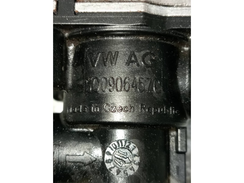 Recambio de bomba agua para audi a3 sportback (8vf) basic e-tron referencia OEM IAM 5Q0906457C  VÁLVULA