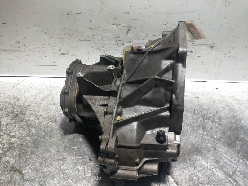 Recambio de caja cambios para ford fiesta berlina 1.25 16v cat referencia OEM IAM 97WTYA FOF 8D20 
