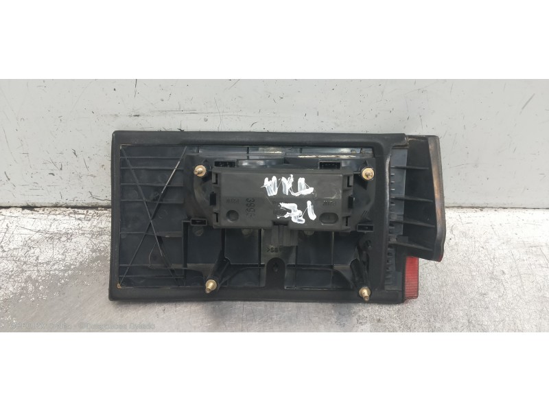 Recambio de piloto trasero izquierdo interior para seat toledo (1l) se referencia OEM IAM 1L0945093M   Recambio de piloto trasero izquierdo interior para seat toledo (1l) se referencia OEM IAM 1L0945093M