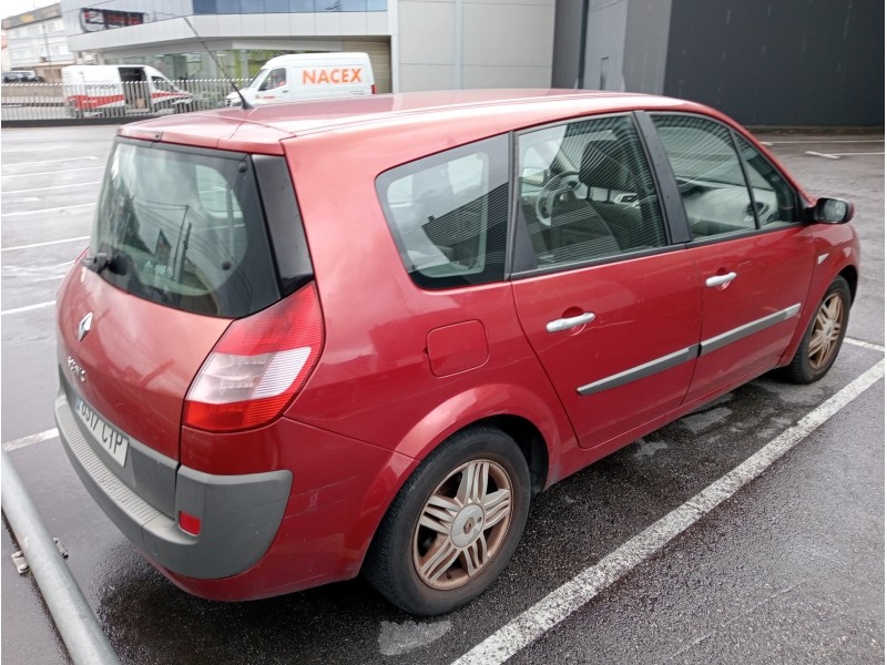 renault scenic ii del año 2004