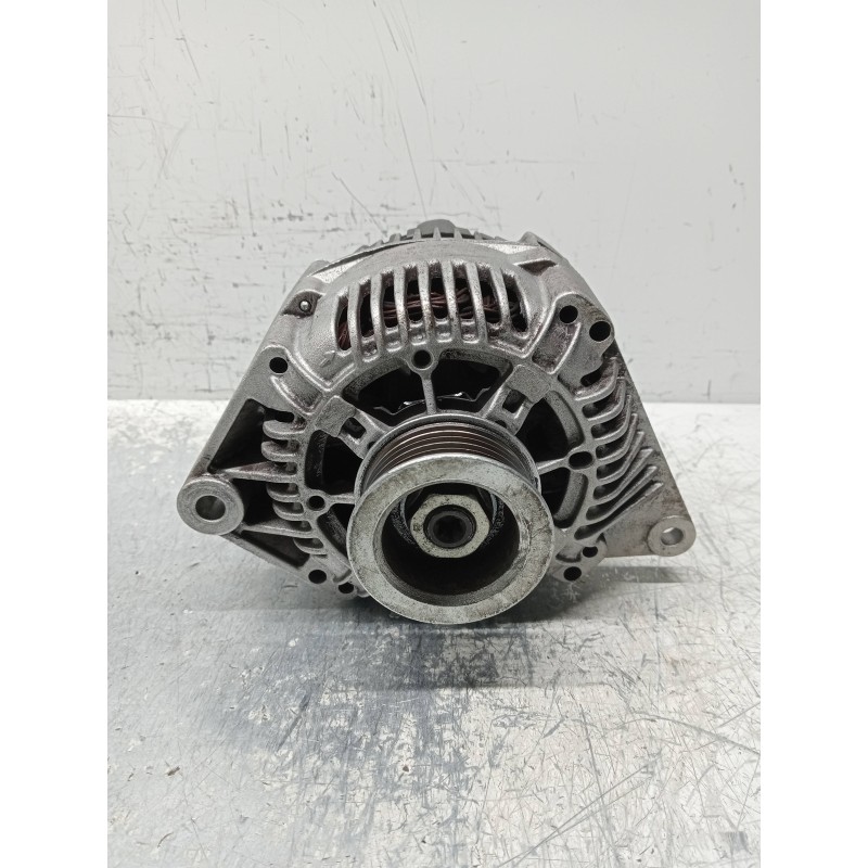 Recambio de alternador para renault megane i fase 2 berlina (ba0) 1.9 d rt referencia OEM IAM 437197 H542326R 
