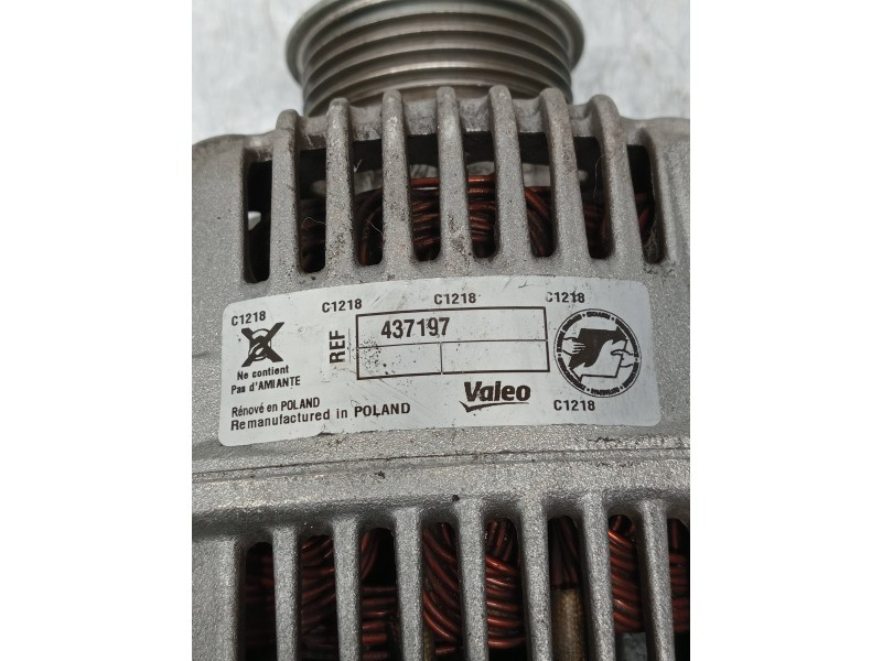 Recambio de alternador para renault megane i fase 2 berlina (ba0) 1.9 d rt referencia OEM IAM 437197 H542326R 