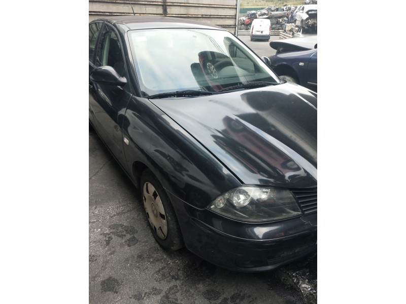 seat ibiza (6l1) del año 2003