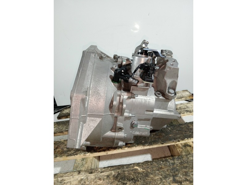 Recambio de caja cambios para opel astra j lim. excellence referencia OEM IAM BAC R15065221 6V