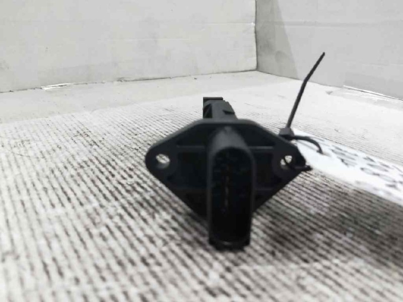 Recambio de caudalimetro para mercedes clase e (w211) berlina e 270 cdi (211.016) referencia OEM IAM F00C2G2068 384083D BOSCH