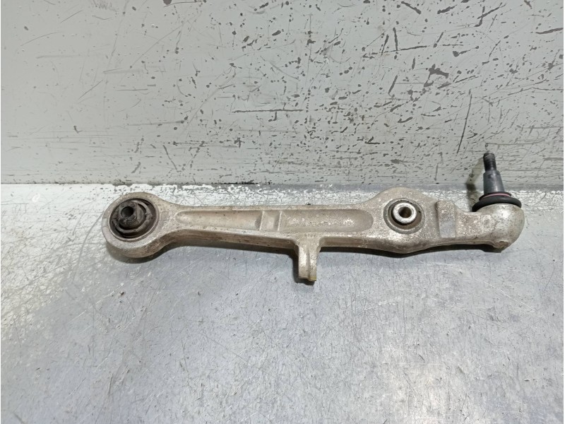 Recambio de brazo suspension inferior delantero izquierdo para audi a4 berlina (8e) 2.0 referencia OEM IAM 8E0407155J  