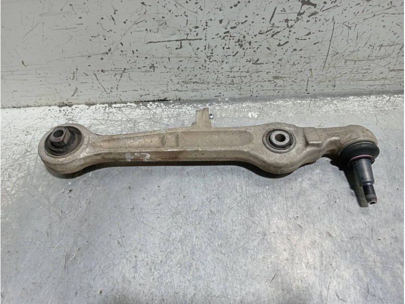 Recambio de brazo suspension inferior delantero izquierdo para audi a4 berlina (8e) 2.0 referencia OEM IAM 8E0407155J  