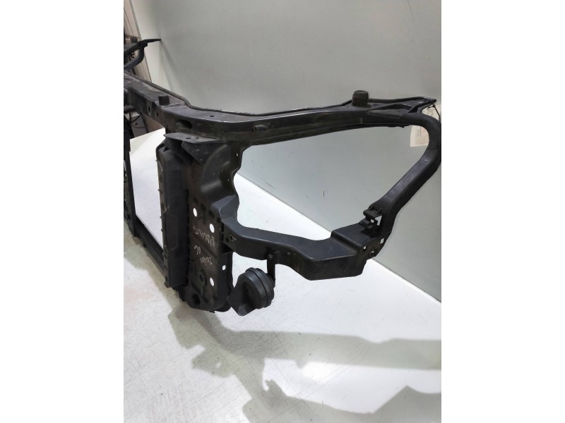 Recambio de panel frontal para kia magentis 2.0 cat referencia OEM IAM   
