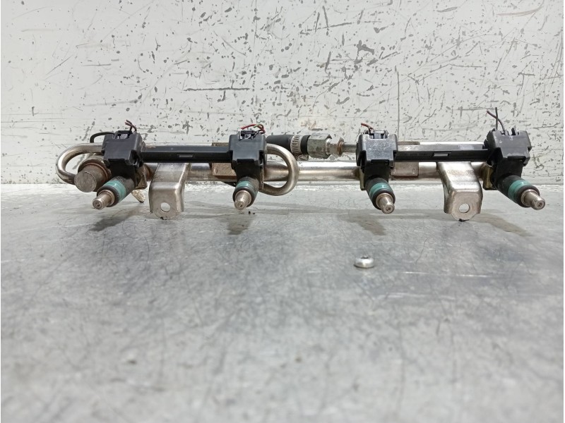 Recambio de rampa inyectora para audi a4 berlina (8e) 2.0 referencia OEM IAM 058133681 338345 