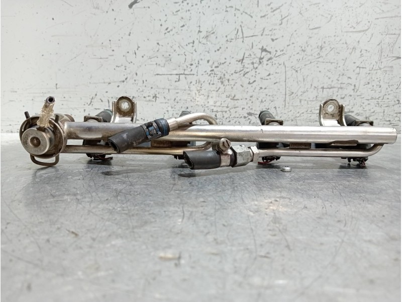 Recambio de rampa inyectora para audi a4 berlina (8e) 2.0 referencia OEM IAM 058133681 338345 