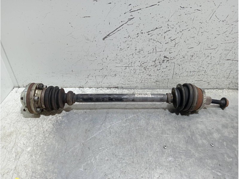 Recambio de transmision delantera izquierda para audi a4 berlina (8e) 2.0 referencia OEM IAM 8E0407272AF  