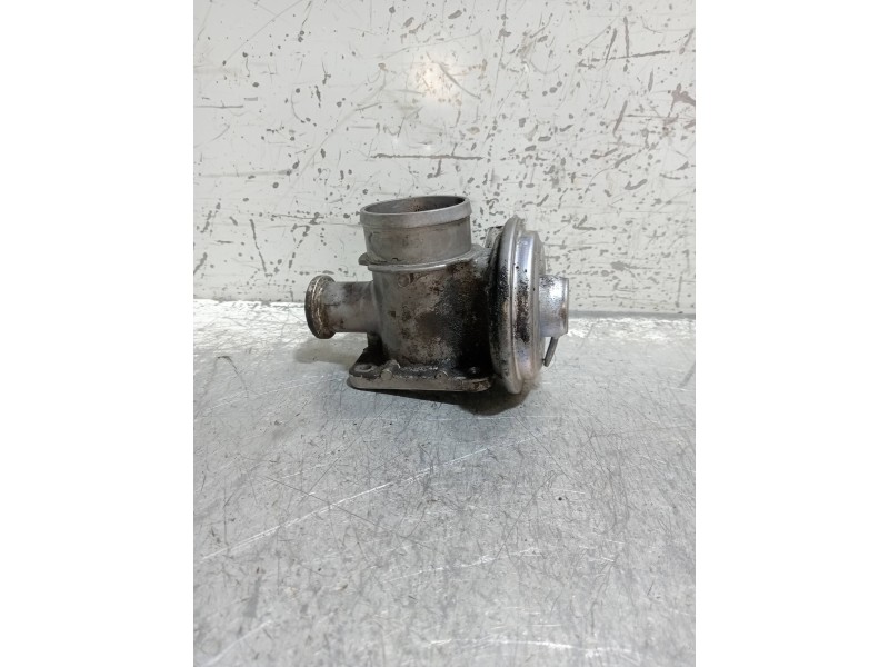 Recambio de valvula egr para bmw serie 3 touring (e46) 320d referencia OEM IAM 72826400  