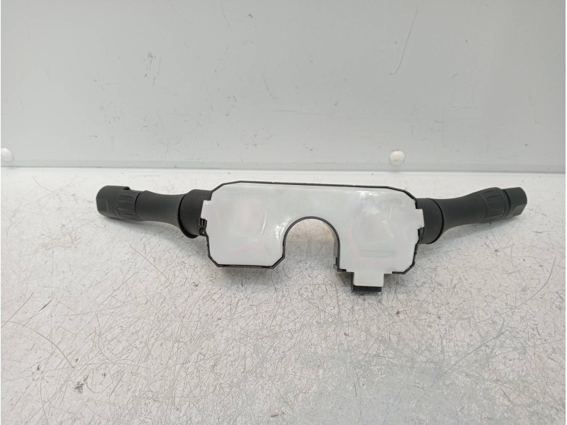 Recambio de mando luces para renault fluence expression referencia OEM IAM 255670040R  