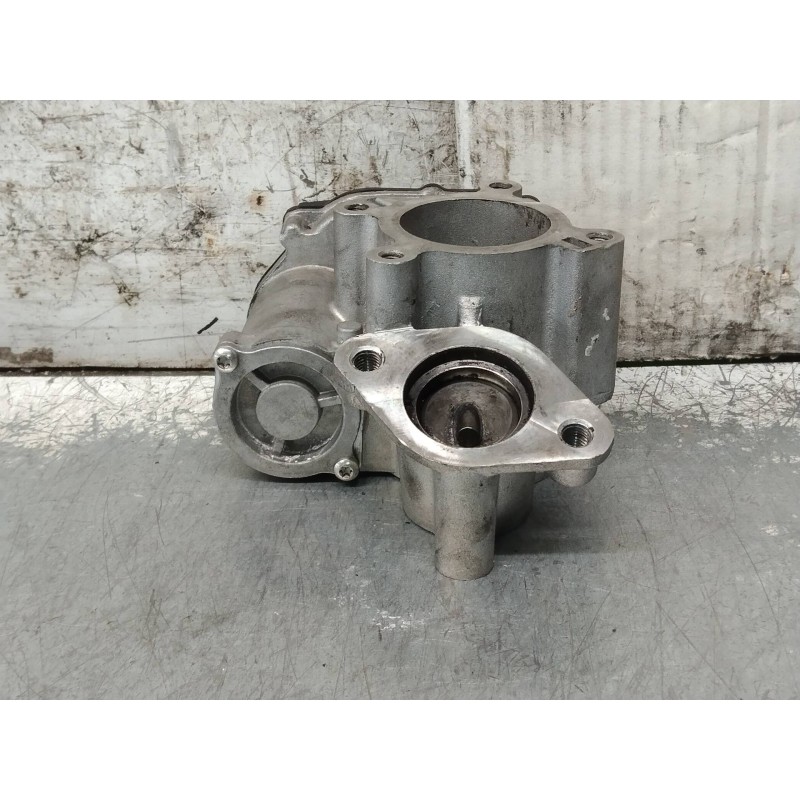 Recambio de valvula egr para opel vivaro furgón/combi (07.2006 =>) 2.0 16v cdti referencia OEM IAM 710334050  
