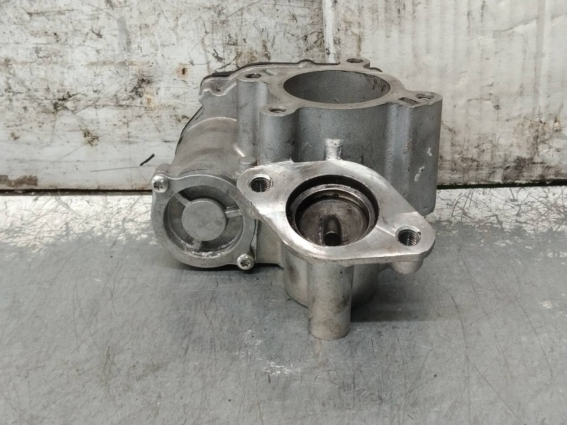 Recambio de valvula egr para opel vivaro furgón/combi (07.2006 =>) 2.0 16v cdti referencia OEM IAM 710334050  