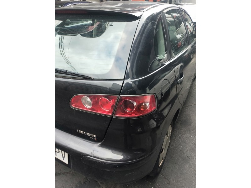 seat ibiza (6l1) del año 2003