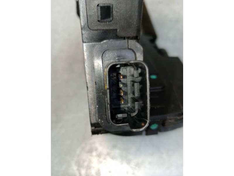 Recambio de motor cierre centralizado delantero izquierdo para renault fluence expression referencia OEM IAM 805030020R 40517173