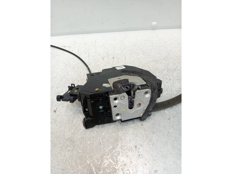 Recambio de motor cierre centralizado trasero derecho para renault fluence expression referencia OEM IAM 825020019R 40747173 