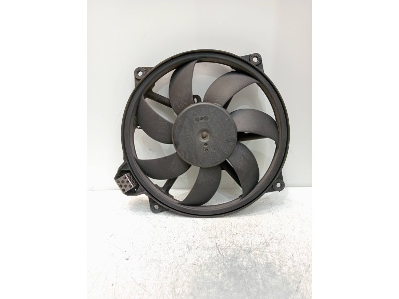 Recambio de electroventilador para renault fluence expression referencia OEM IAM   