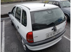 opel corsa b del año 1999 2
