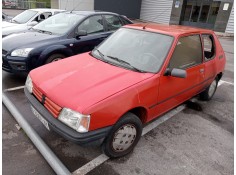 peugeot 205 berlina del año 1990