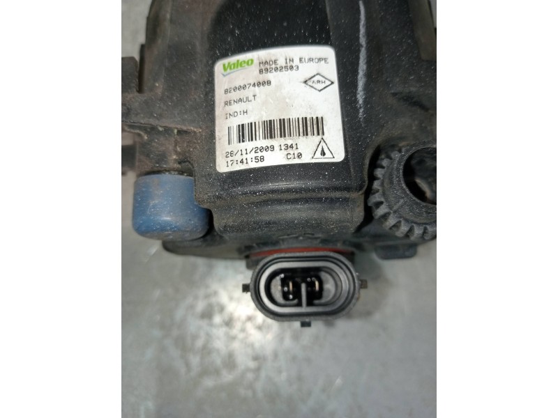 Recambio de faro antiniebla derecho para renault fluence expression referencia OEM IAM 8200074008 89202503 