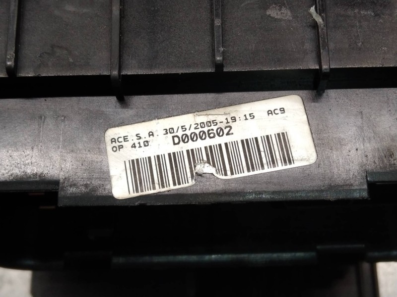 Recambio de caja reles / fusibles para seat toledo (5p2) reference referencia OEM IAM 1K0937125 D000602 